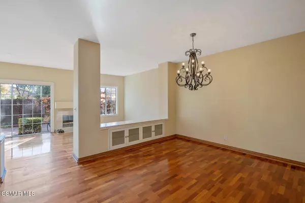 Westlake Village, CA 91362,5608 Roundtree PL