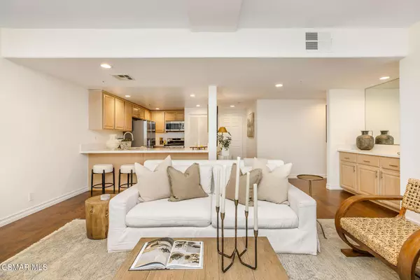 Los Angeles, CA 90049,11920 Goshen AVE #202