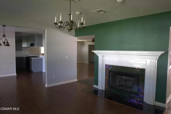 Simi Valley, CA 93063,4865 Leeds ST