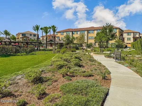 26707 Lexington LN, Saugus, CA 91350