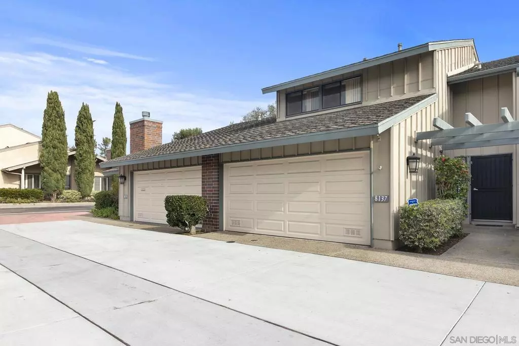 La Jolla, CA 92037,8137 Via Mallorca