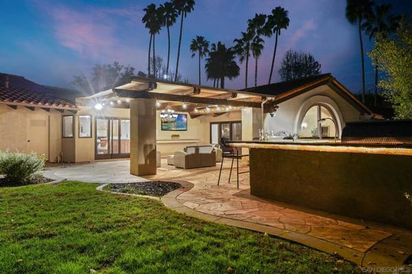 Rancho Santa Fe, CA 92067,6355 Calle Del Campanario