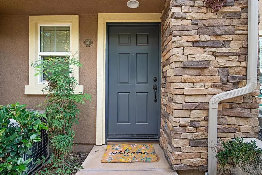 66 Via Sovana, Santee, CA 92071