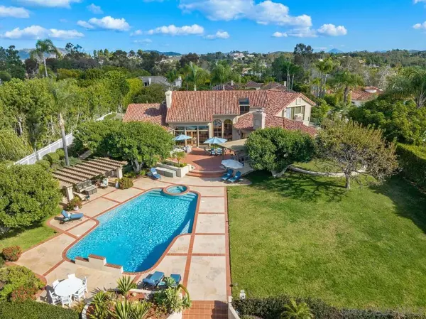Rancho Santa Fe, CA 92067,6437 Calle Del Alcazar