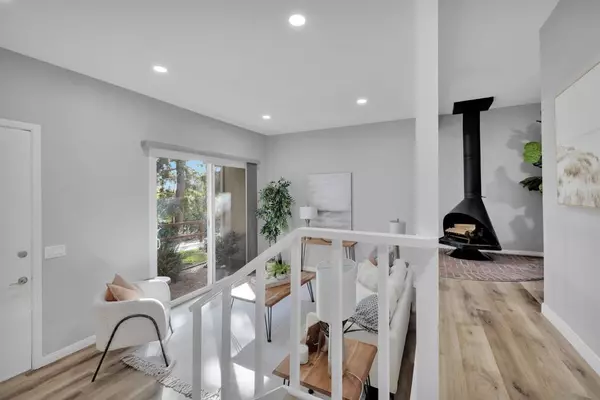 La Mesa, CA 91942,7700 Parkway Dr #42