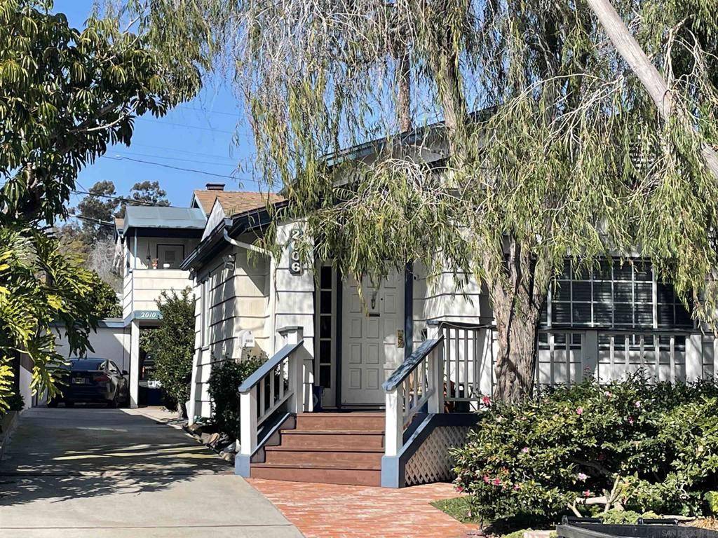 2006 Chalcedony St, San Diego, CA 92109
