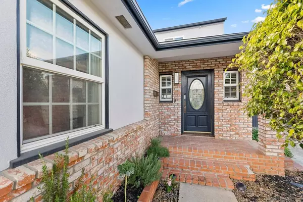 San Diego, CA 92120,6202 Estrella Ave