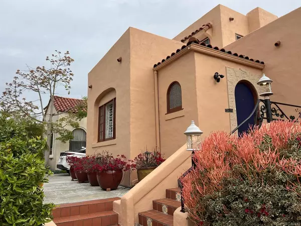 San Diego, CA 92116,4196 Rochester