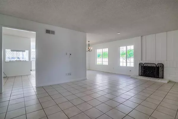 Rancho Palos Verdes, CA 90275,28701 Mt Rose