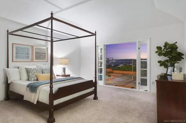 Anaheim Hills, CA 92807,5955 E Avenida La Vida