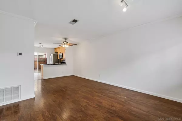 Santee, CA 92071,10340 Restful Ct
