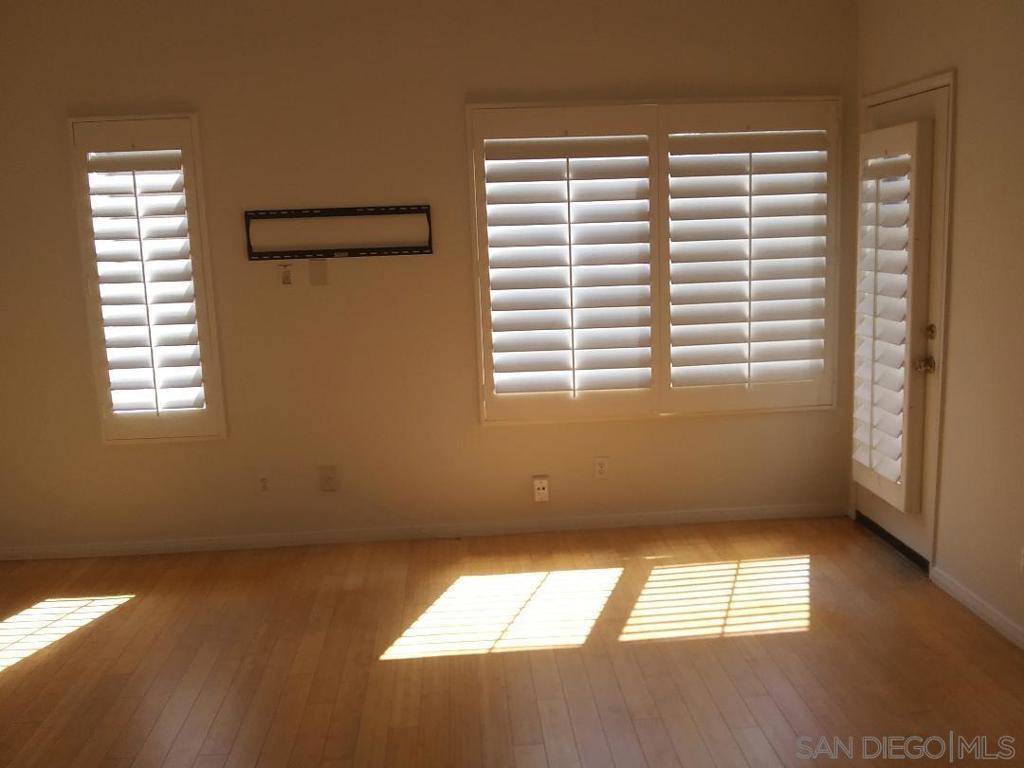 San Diego, CA 92104,4371 Arizona St #6