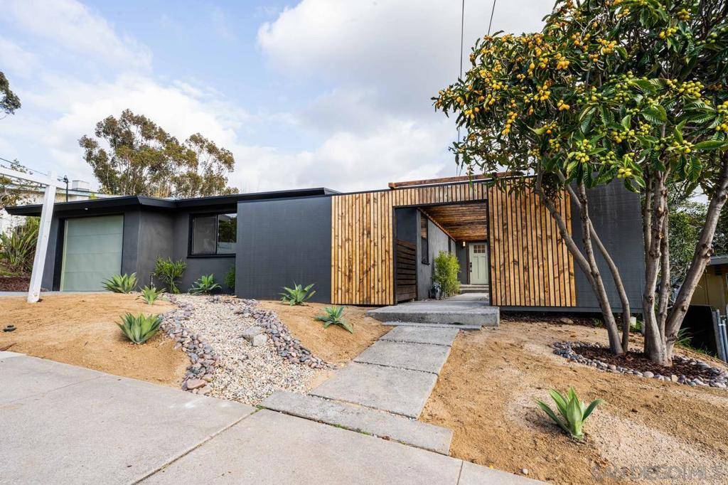 5547 Redwood, San Diego, CA 92105