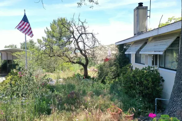 Valley Center, CA 92082,28555 Gordon Hill Rd