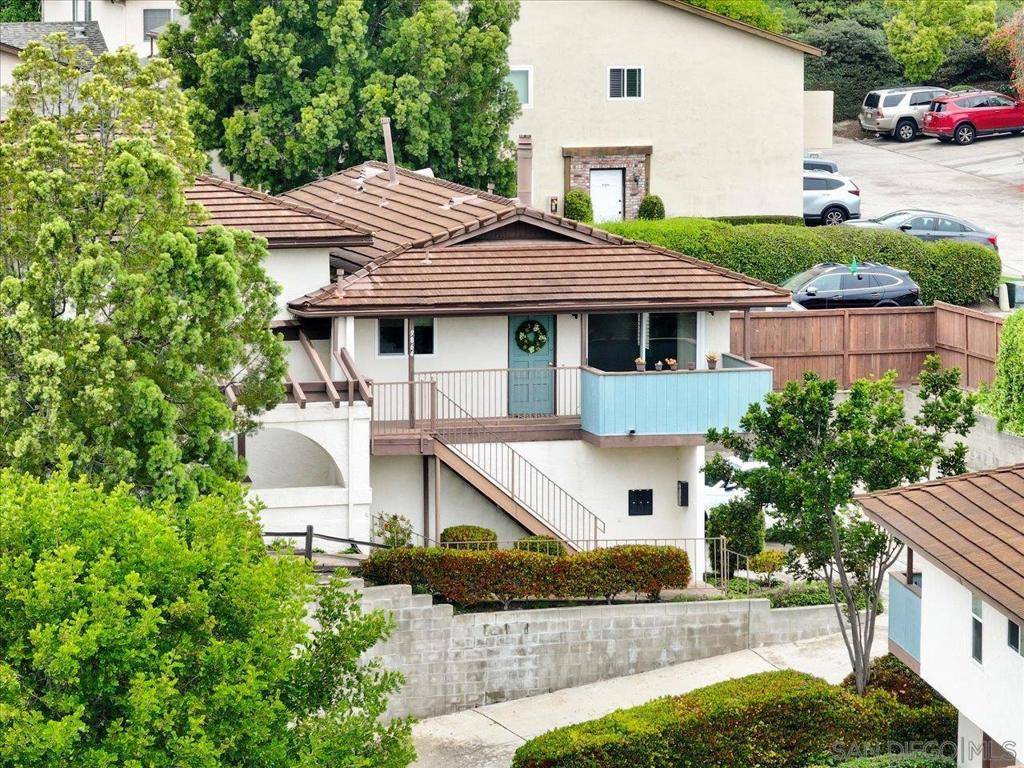9864 Caminito Cuadro, San Diego, CA 92129