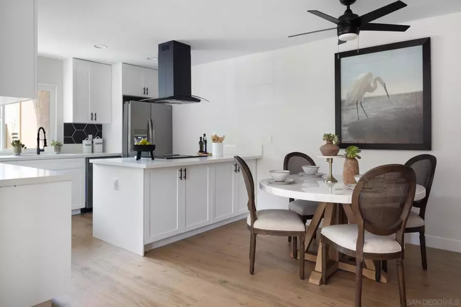 10110 Caminito Zar, San Diego, CA 92126