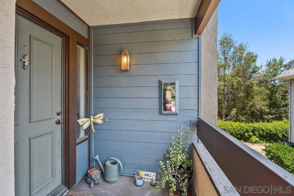 8442 Summerdale Rd #D, San Diego, CA 92126