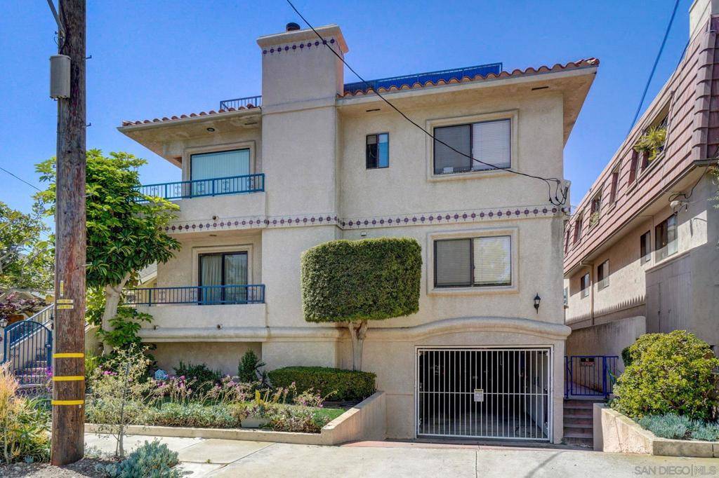 San Pedro, CA 90731,485 W 39th #4