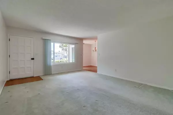 Chula Vista, CA 91911,279 Moss St ##1