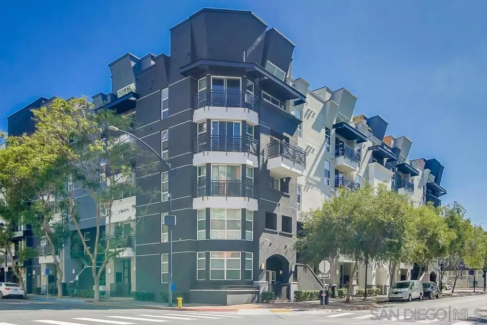 San Diego, CA 92101,525 11th Ave #1310