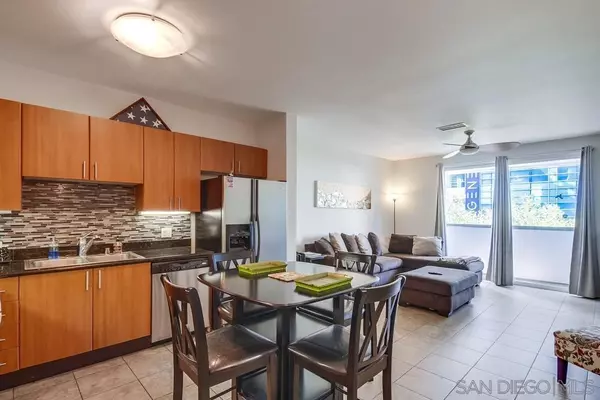 San Diego, CA 92101,525 11th Ave #1310