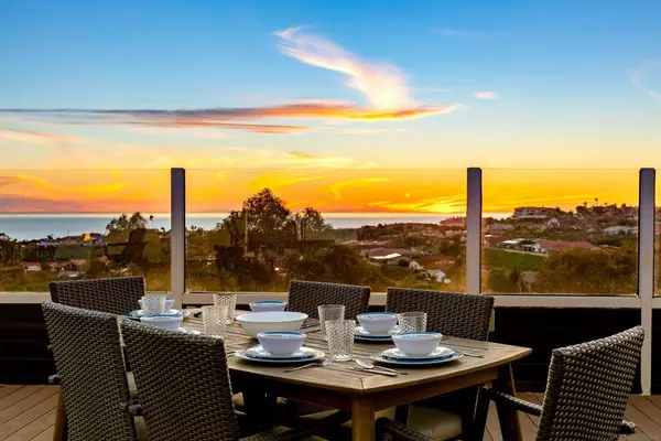 La Jolla, CA 92037,2222 Bahia Dr