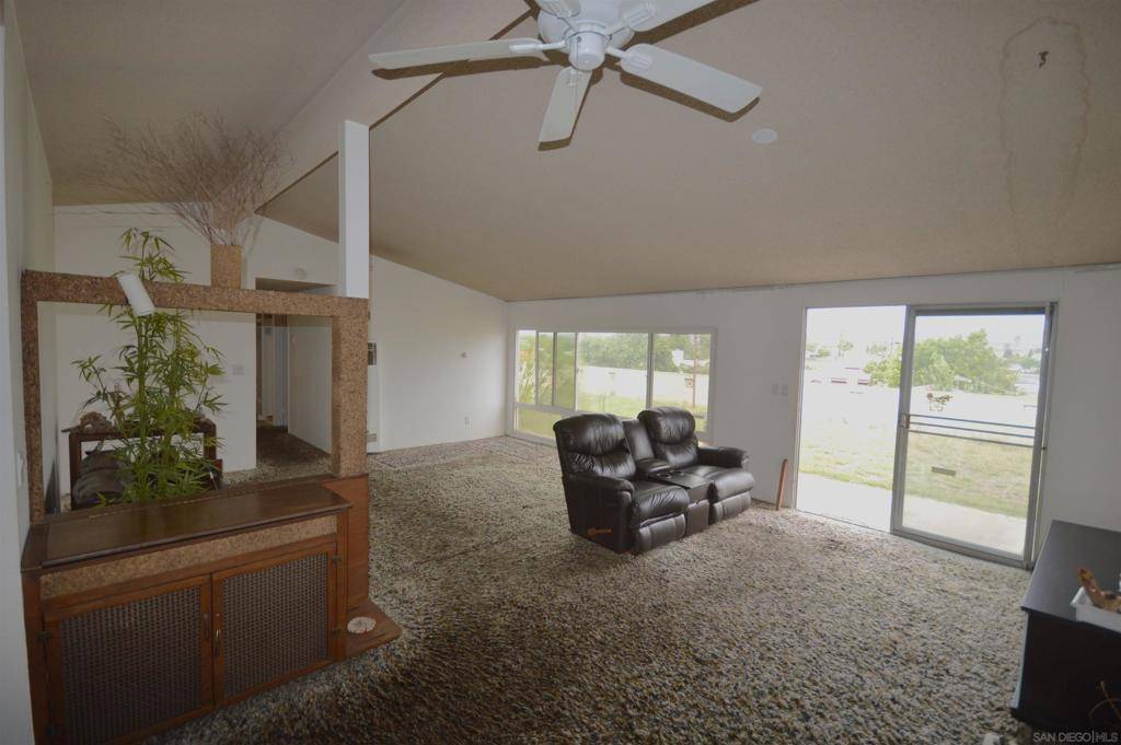 San Diego, CA 92123,2587 Moonstone Dr