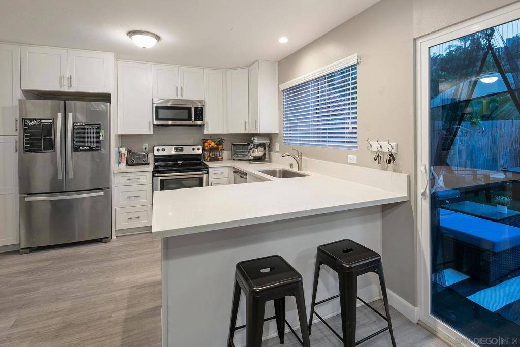 4601 Sierra Morena, Carlsbad, CA 92010
