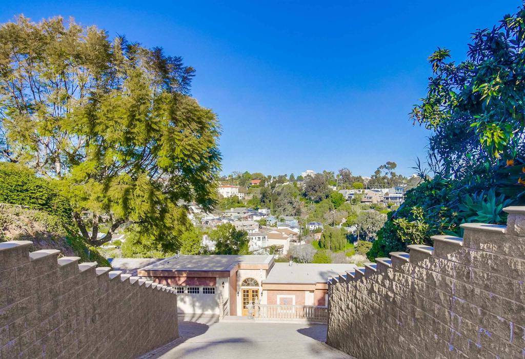 San Diego, CA 92103,900 W Quince Street
