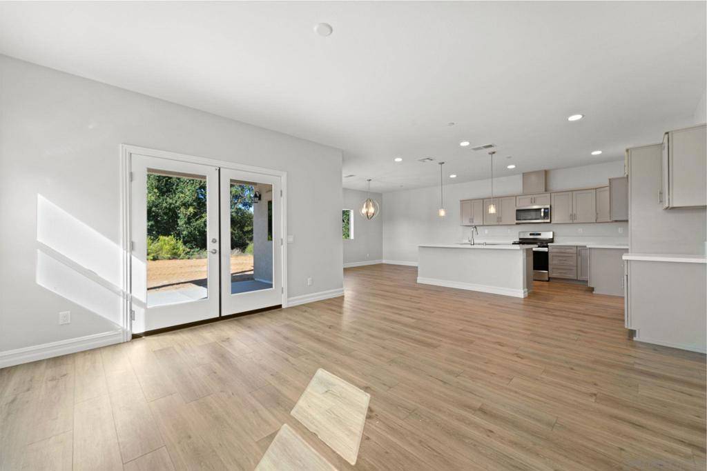 Lakeside, CA 92040,12544 Via Vigneto