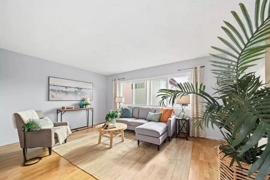 4477 Mentone St #210, San Diego, CA 92107