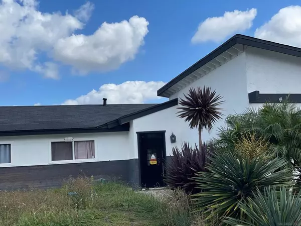 Oceanside, CA 92057,611 Monica Cir
