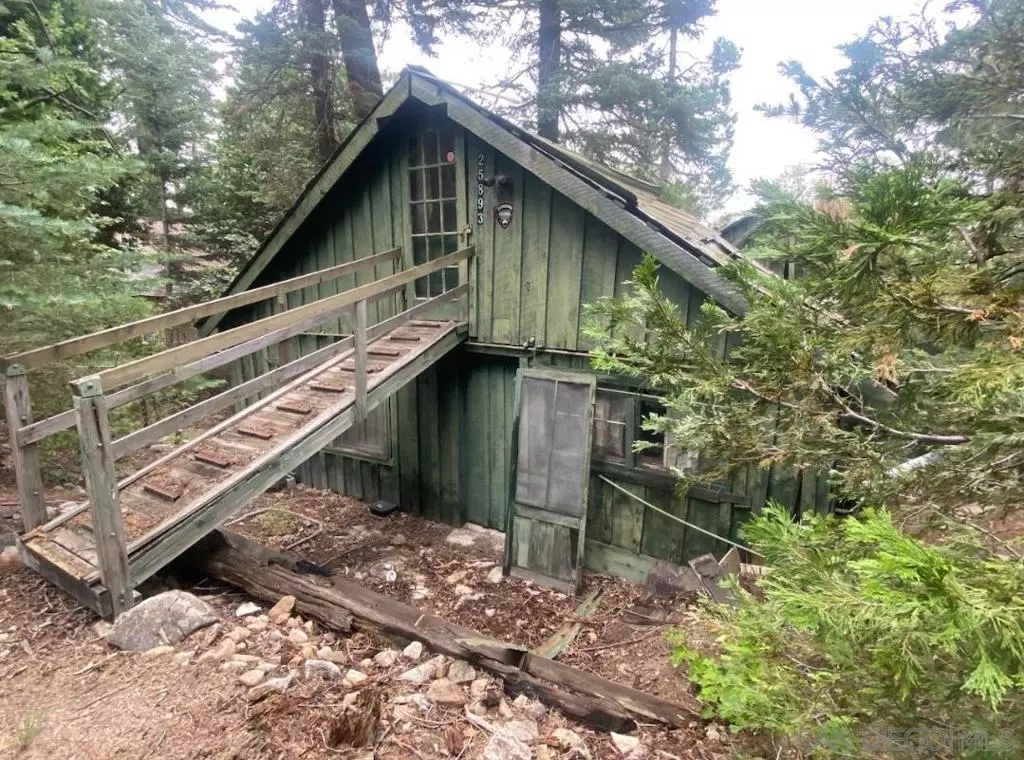 Twin Peaks, CA 92391,25893 State Hwy 189