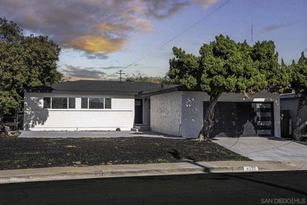 San Diego, CA 92102,4926 Deaton Dr