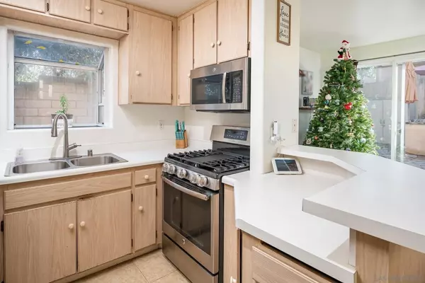 Lakeside, CA 92040,12065 Lemon Crest Dr
