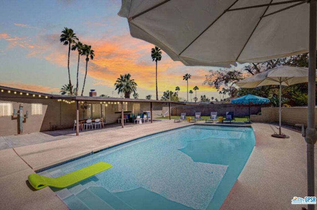 68571 Sharpless RD, Cathedral City, CA 92234