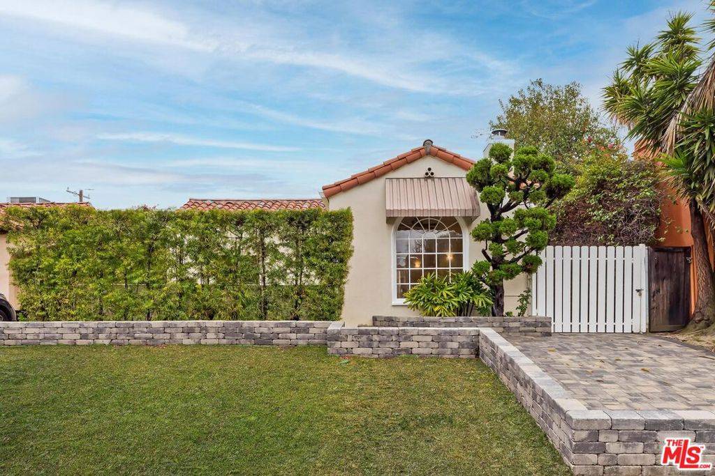 470 S Wetherly DR, Beverly Hills, CA 90211