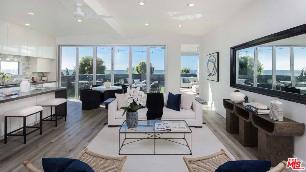 16321 B Pacific Coast, Pacific Palisades, CA 90272