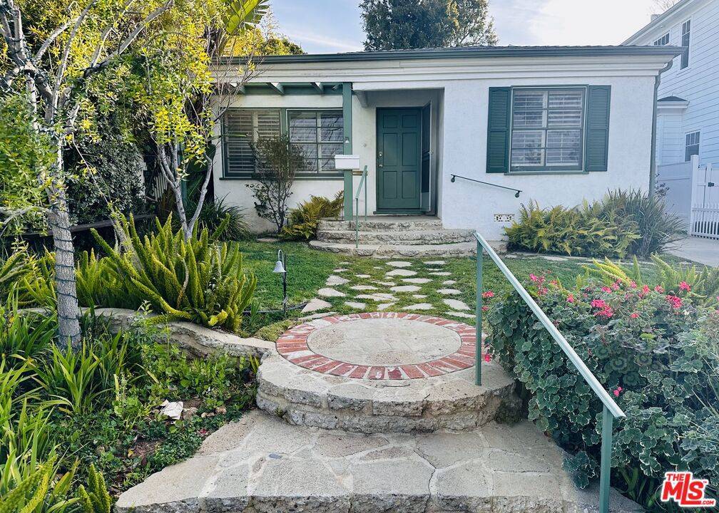 1022 Galloway ST, Pacific Palisades, CA 90272