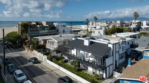 25 Hurricane ST #4, Marina Del Rey, CA 90292