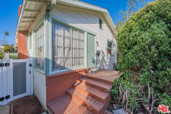 523 E Oak AVE, El Segundo, CA 90245