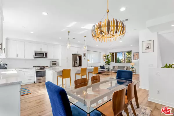 13113 W Lumina WAY, Valley Glen, CA 91401