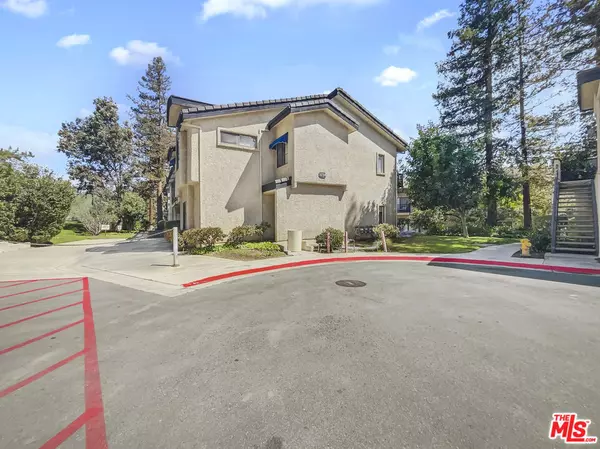 Agoura Hills, CA 91301,5738 Skyview WAY #D