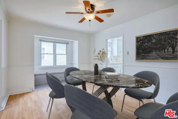 La Crescenta, CA 91214,3924 La Crescenta AVE