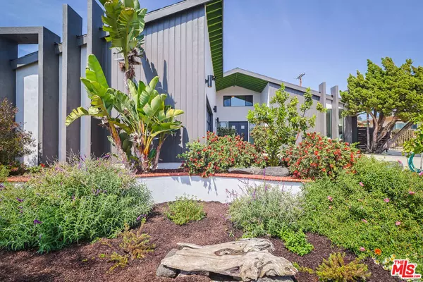 Whittier, CA 90601,10333 Lundene DR