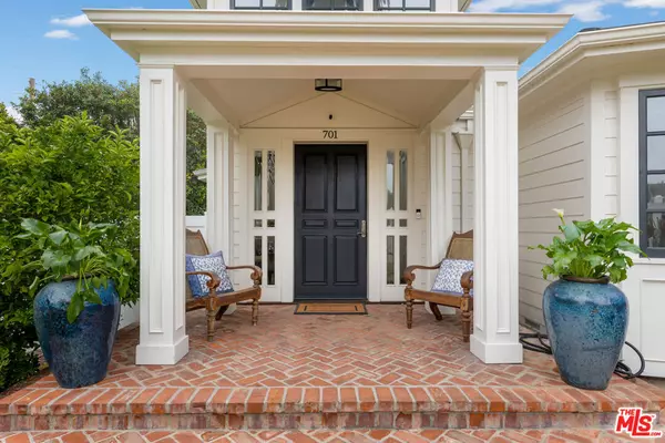 Santa Monica, CA 90402,701 Georgina AVE