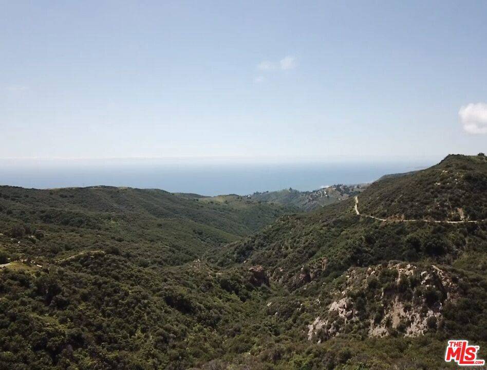 Topanga, CA 90290,2825 Tuna Canyon RD