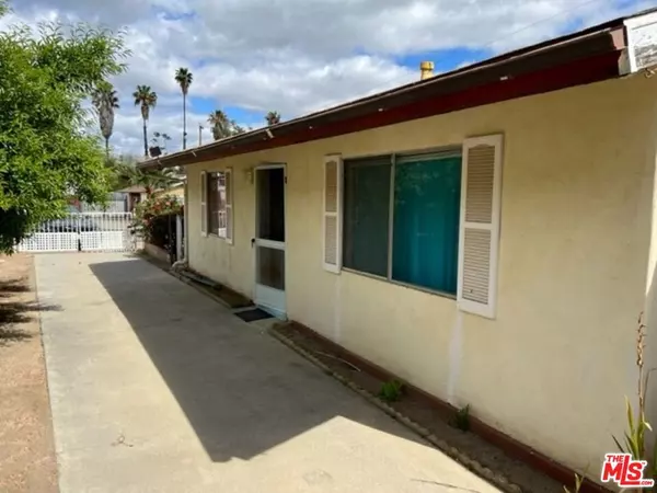 Lake Elsinore, CA 92530,33190 Turner ST