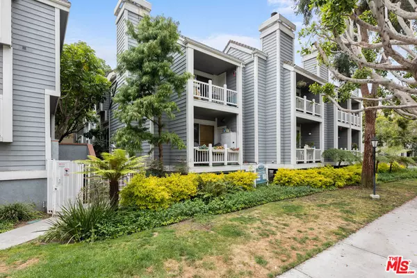 Playa Del Rey, CA 90293,8505 Gulana AVE #4107