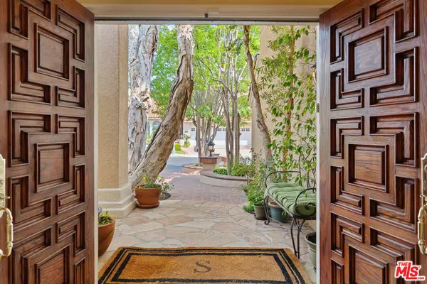 Porter Ranch, CA 91326,19575 Shadow Ridge WAY